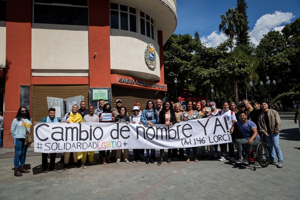 Parlamento venezolano promete avances en el proceso de cambio de nombre de personas trans