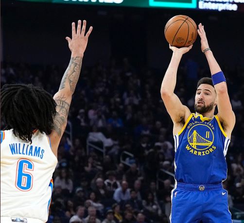 Warriors aplastó 141-114 al Thunder con 42 puntos de Klay Thompson (Video)