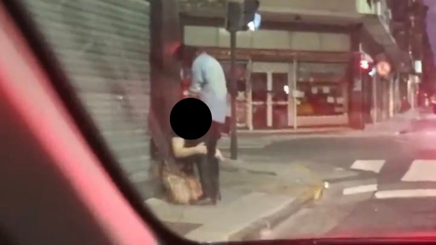 Video de sexo oral en plena calle de Argentina se hace viral