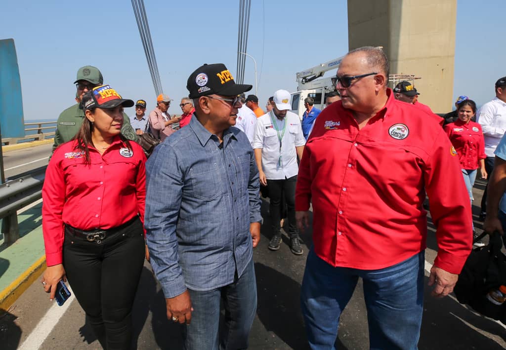 Autoridades nacionales inspeccionaron labores de mantenimiento en el Puente sobre el Lago