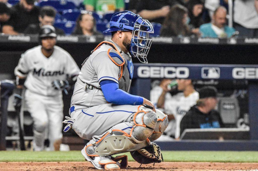 El venezolano Omar Narváez ingresó a la lista de lesionados: Mets subió a su compatriota Francisco Álvarez