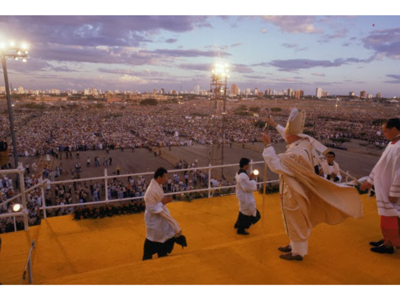 Grano de Oro fue un templo GIGANTE con el papa Juan Pablo II y lo será nuevamente con Jesús de la Misericordia