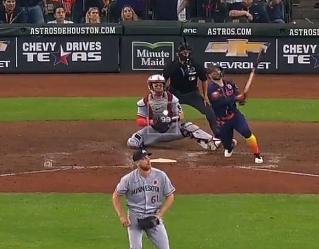 José Altuve pega grand slam con los Astros (Video)