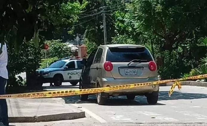 Hallan en Colombia a mujer sin vida dentro de un carro con placa venezolana