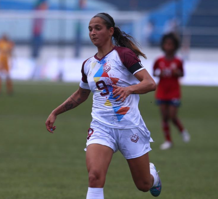 Deyna Castellanos hizo golazo con la Vinotinto Femenina en los Juegos Centroamericanos y del Caribe 2023