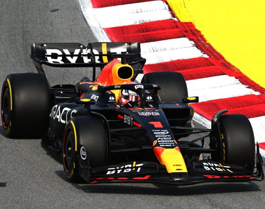 Max Verstappen voló en la primera sesión libre del GP de España de F1