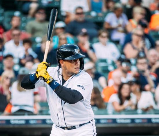 Miguel Cabrera pega su hit 3127 y doble 617 (Video)