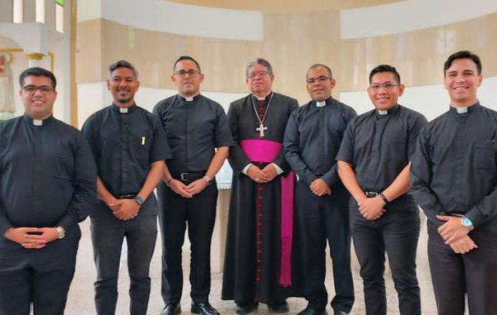 Seis nuevos sacerdotes se ordenan al servicio de la Iglesia de Maracaibo este viernes 28-Jul