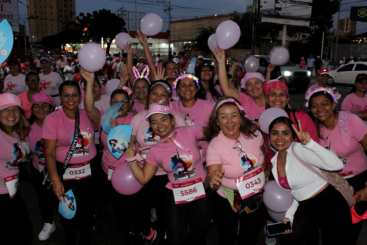 La marea rosa se hizo sentir en Maracaibo con 10 mil participantes (+Fotos)