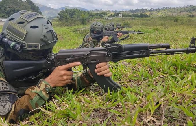 Se perdieron 31 fusiles AK-103 de la Base Naval de Punto Fijo