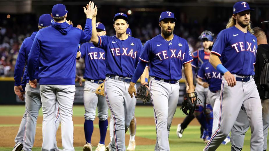 Los Rangers vuelven a dominar en la Serie Mundial