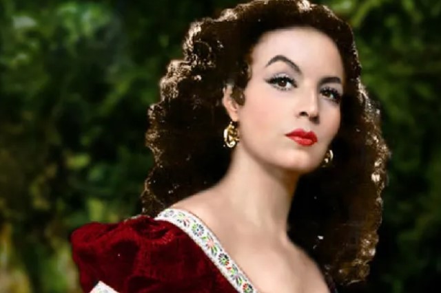 Cuando María Félix la Doña rechazó a un rey y le dijo que le gustaba más su criado