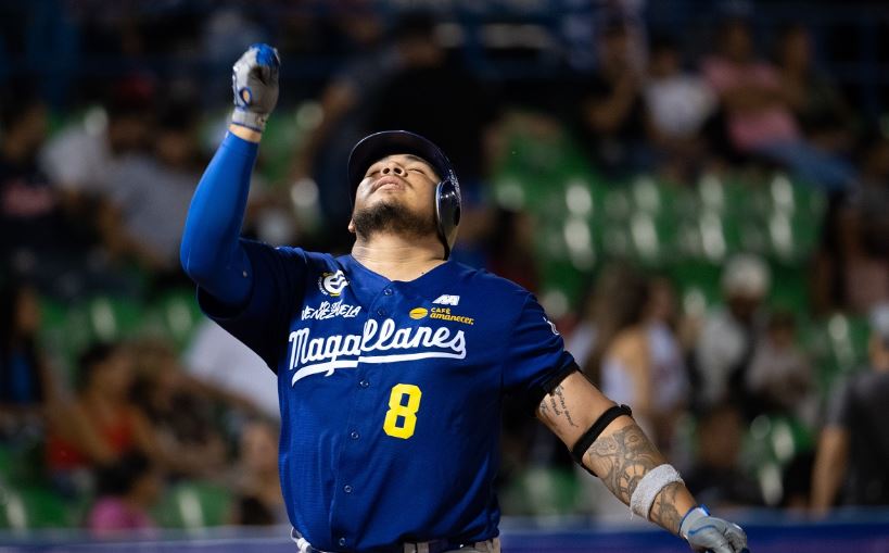 Magallanes doblegó 5-2 a Tigres en Maracay