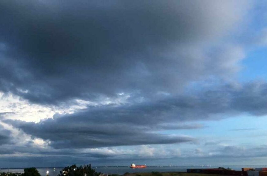 Anuncian lloviznas intermitentes al sur del Zulia y otras regiones del país la noche de este domingo 11-Ene