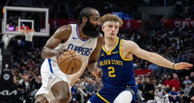 Clippers se impuso sobre Warriors y James Harden alcanza los 25.000 puntos