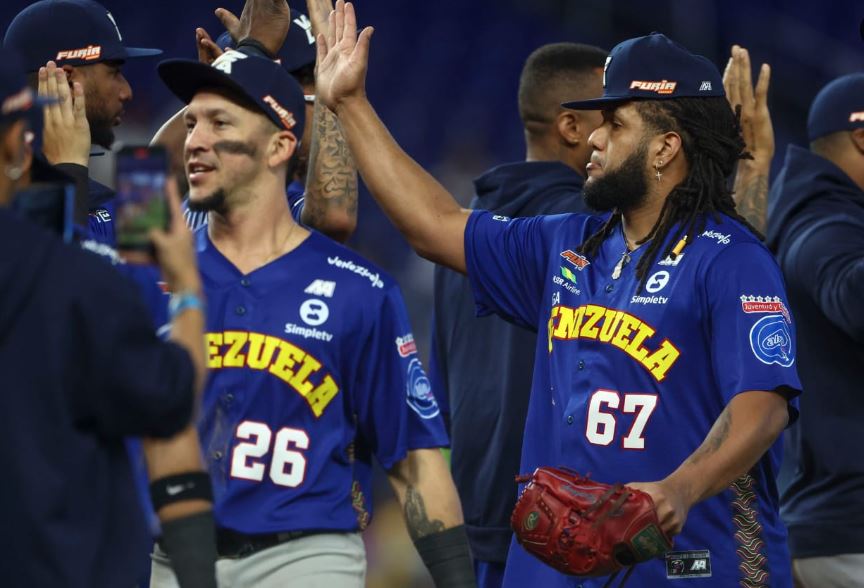 ¡Arriba Venezuela! Tiburones elimina a los Naranjeros en la Serie del Caribe 2024 (Video)