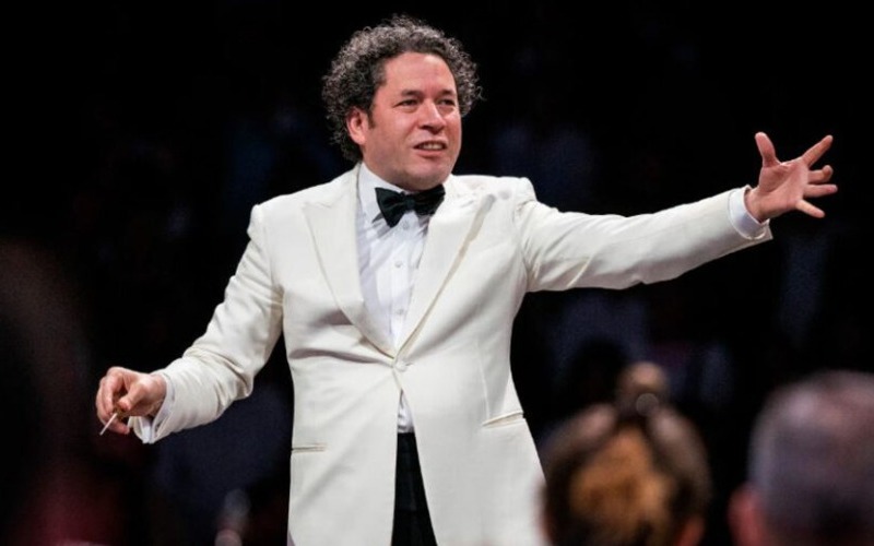 Gustavo Dudamel dirigirá dos conciertos de West Side Story en Barcelona