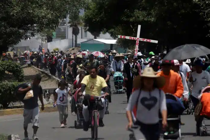 Caravana con unos 600 migrantes arribó al centro de México: Algunos venezolanos