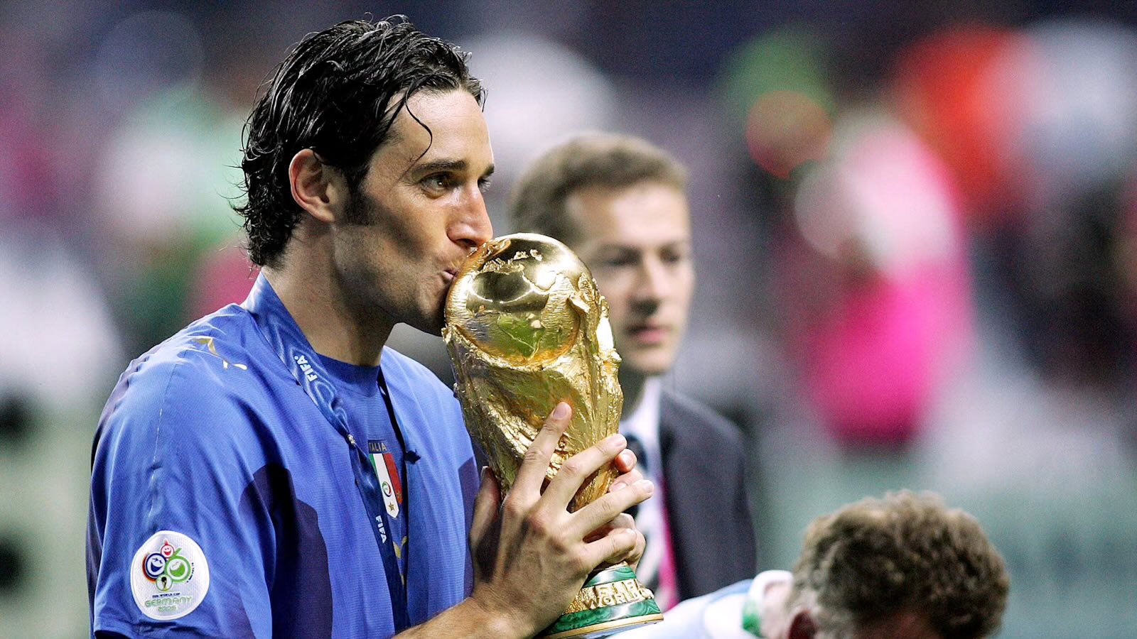 Luca Toni estará en Venezuela disputando la Liga Monumental