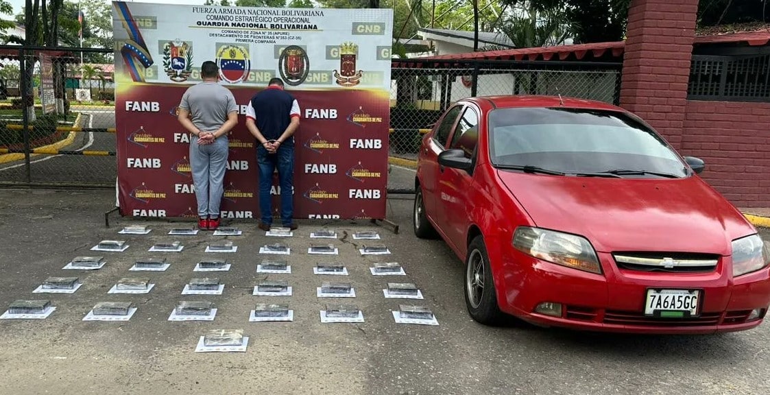 Presos dos hermanos por transportar 31 panelas de cocaína en Apure: Iban para Caracas