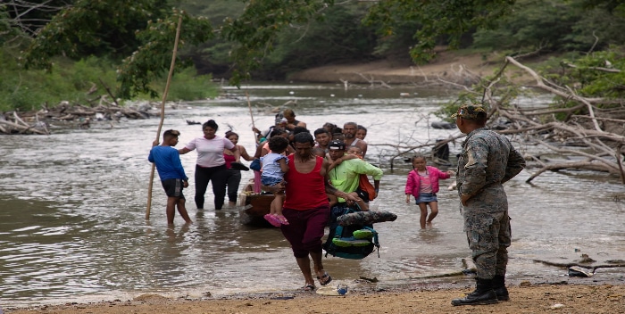 Panamá inicia contactos diplomáticos para cerrar el paso por el Darién