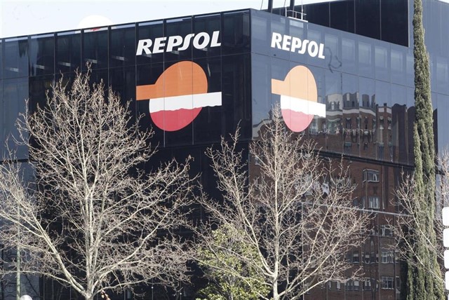 Repsol obtiene licencia de EEUU para seguir operando en Venezuela después del 31 de mayo, según Bloomberg