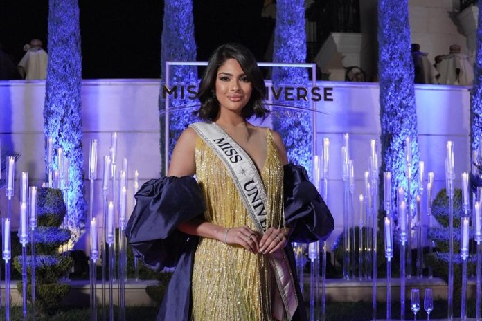 Dueña de Miss Universo informó que la familia de Sheynnis Palacios salió de Nicaragua