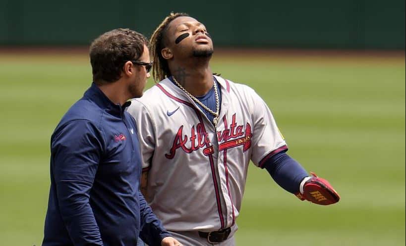 ¡Lamentable! Ronald Acuña Jr. sufre grave lesión y se pierde el resto de temporada (Video)