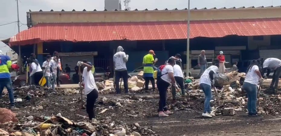 Corpozulia: Más de 3 mil 500 toneladas de basura se han retirado del Mercado Las Pulgas