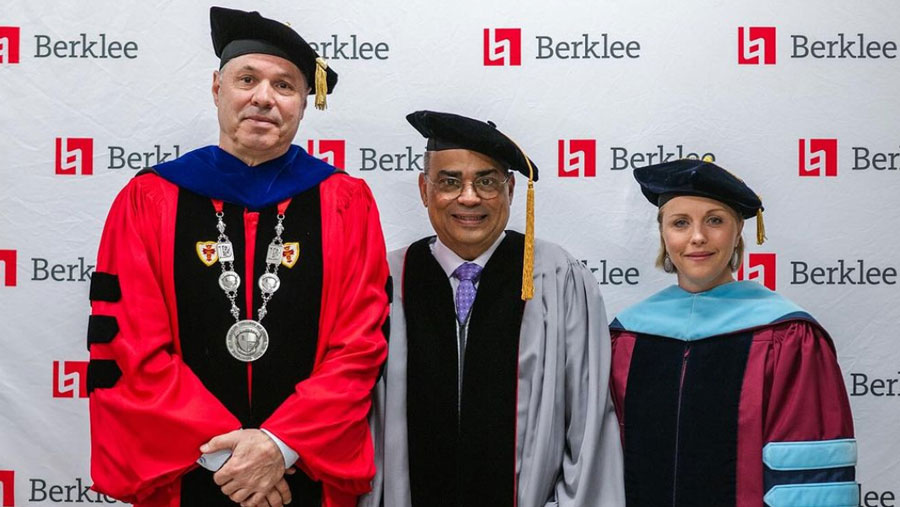 Gilberto Santa Rosa recibió un doctorado honoris causa de Berklee College (+ Video)