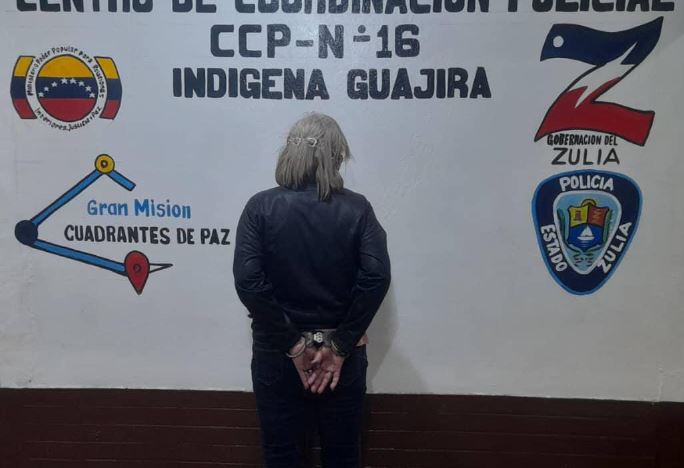 Mujer tenía 33 años evadiendo a la justicia y la capturaron en Guajira