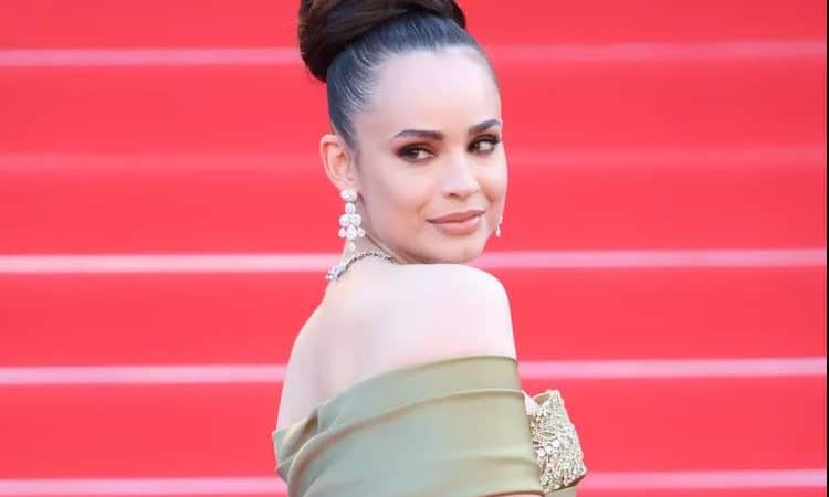 Cabello recogido y el moño: La tendencia  para el cabello que triunfó en Cannes