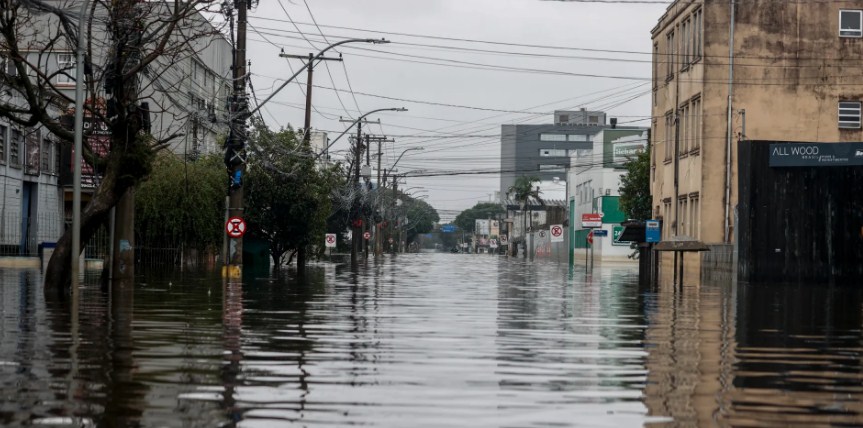 Aumentan a 144 los muertos por temporales en el sur de Brasil