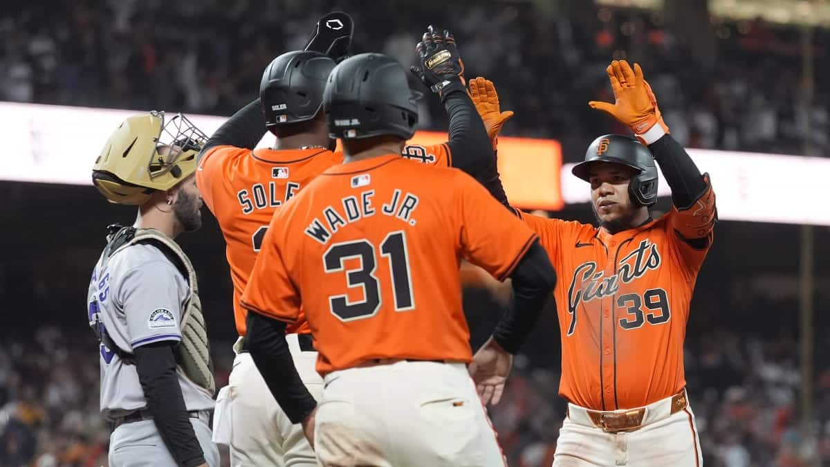 ¡Arepa Power! Estrada y Matos guiaron el triunfo de los Gigantes (Video)