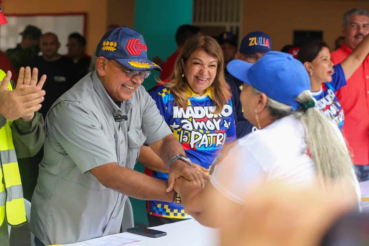 Corpozulia entregó materiales de impermeabilización a 261 escuelas en el Zulia