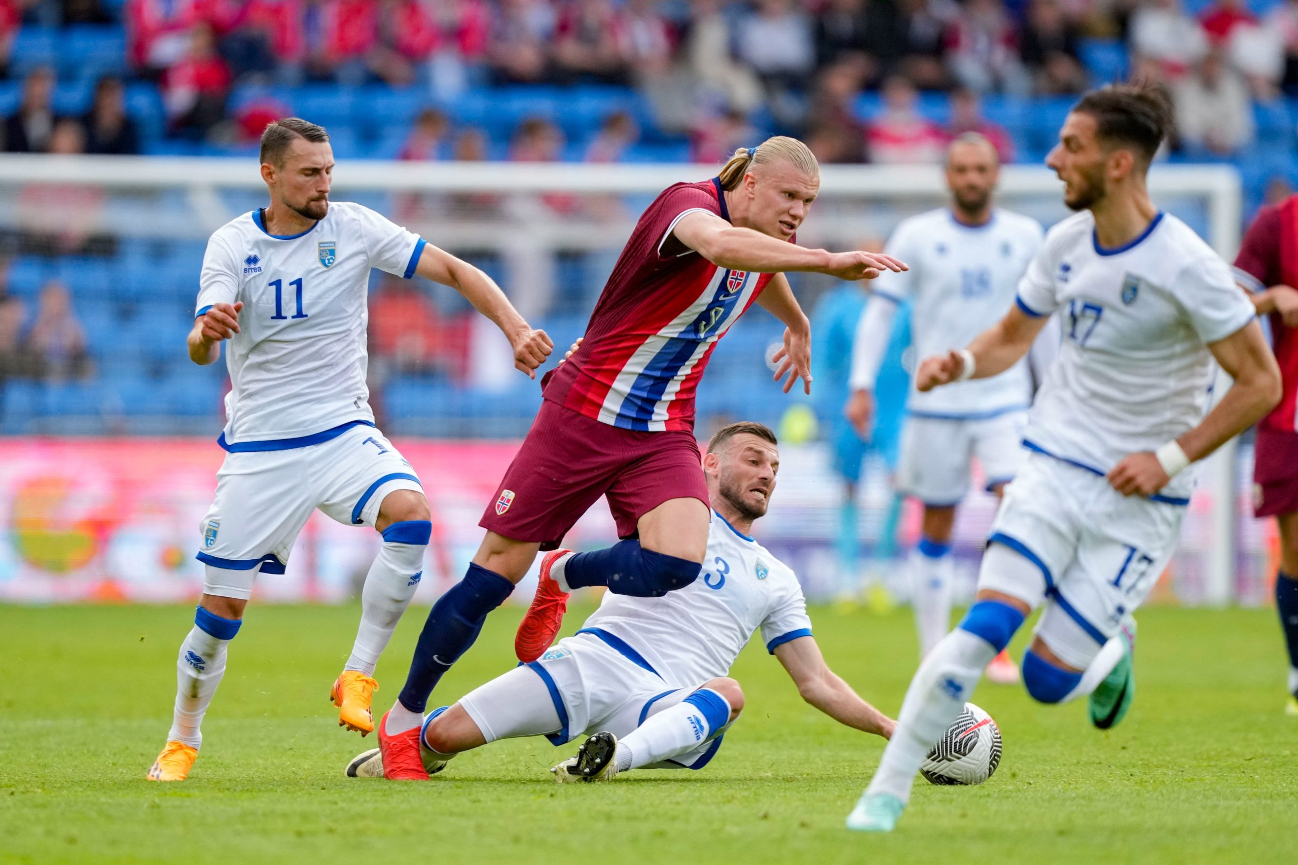 Erling Haaland marcó triplete en amistoso con Noruega