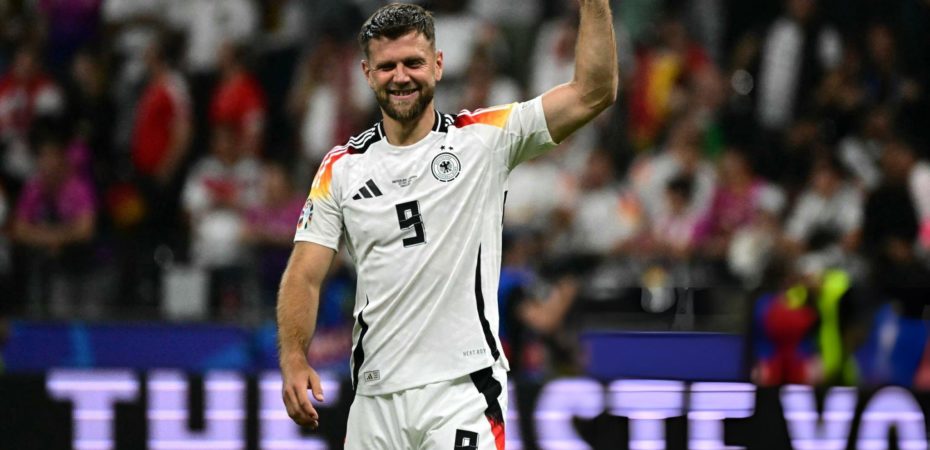 Alemania salvó un punto y clasificó a los octavos de final de la Eurocopa