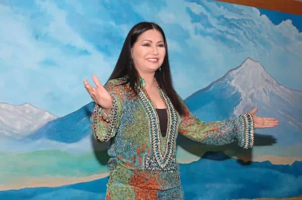 Ana Gabriel asegura que está bien de salud y que continuará su gira