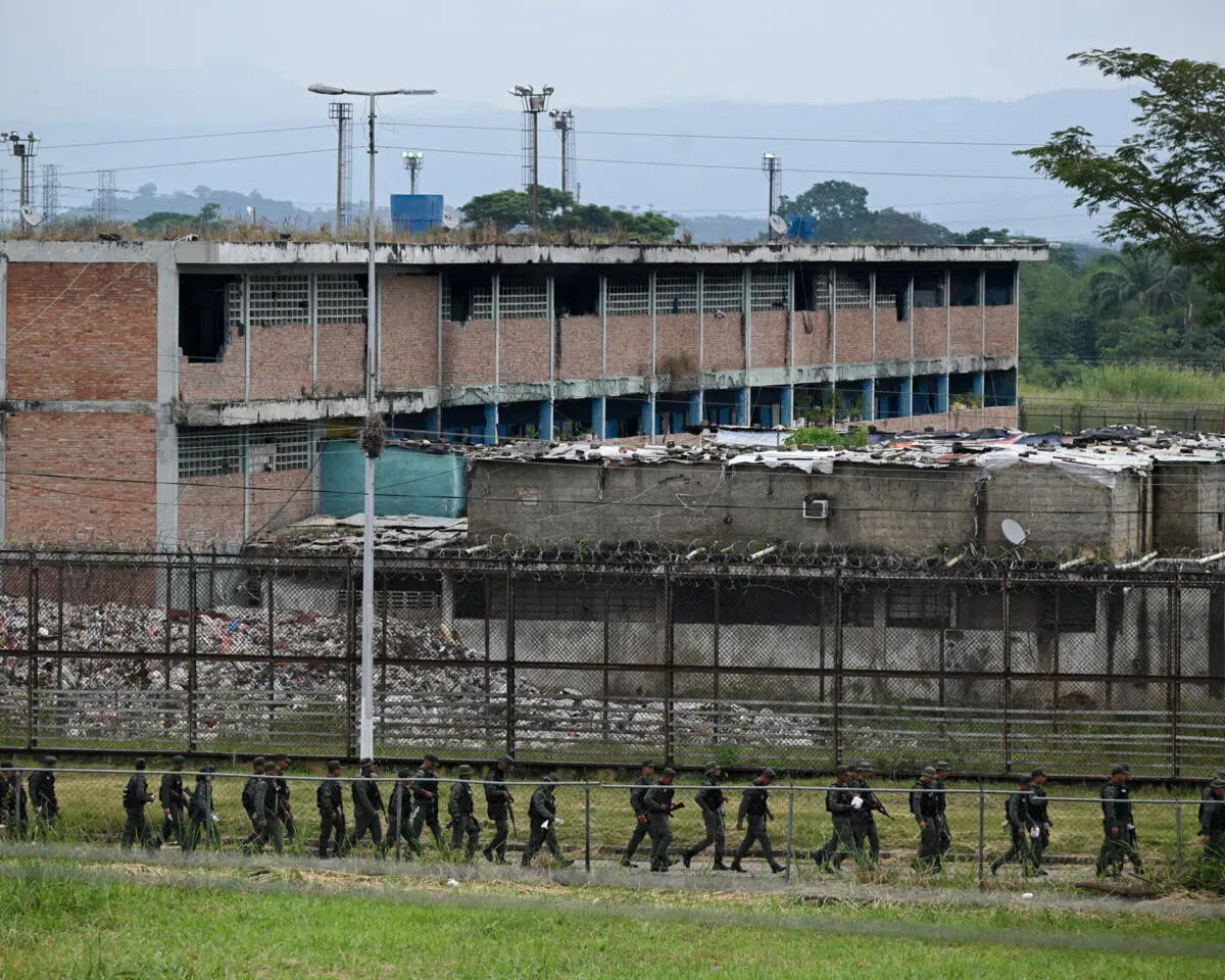 Suben a 51 los penales de Venezuela donde mantienen huelga de hambre: OVP