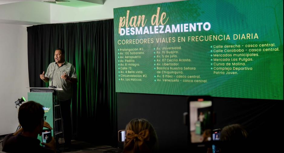 Arranca Plan de Desmalezamiento diario en corredores viales por una Maracaibo más limpia