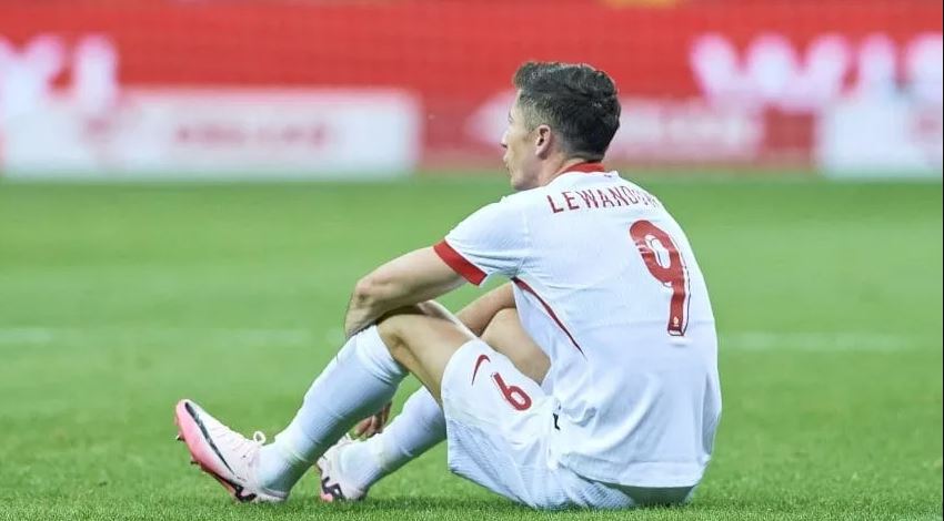 Lewandowski se lesiona y preocupa a Polonia a pocos días de iniciar la Eurocopa