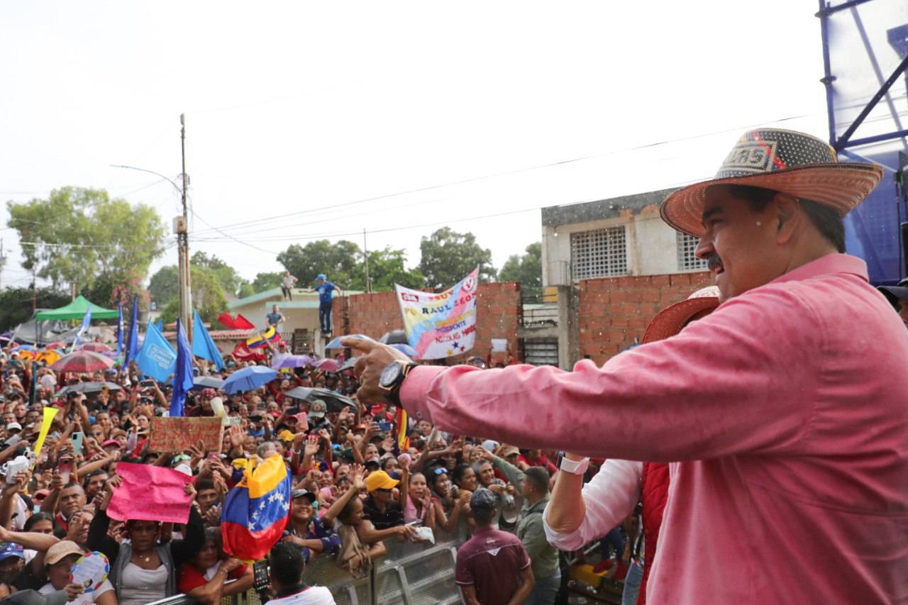 Nicolás Maduro llegó a Maracaibo