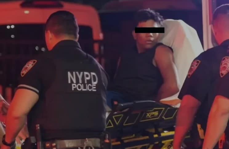 Migrante venezolano que hirió a dos policías en Nueva York podría pertenecer al Tren de Aragua