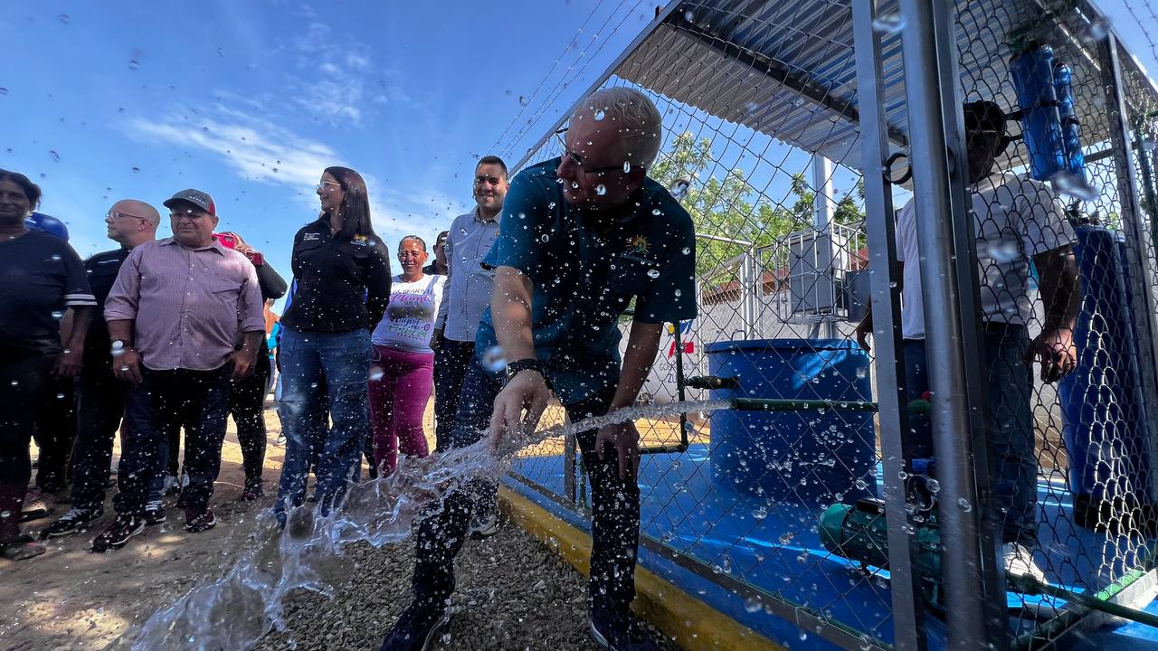 Alcaldía de San Francisco instaló sistema de purificación en pozo agua del sector Villa Zuliana