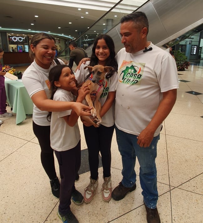 Con éxito se realizó el concurso de talento de perros en Maracaibo