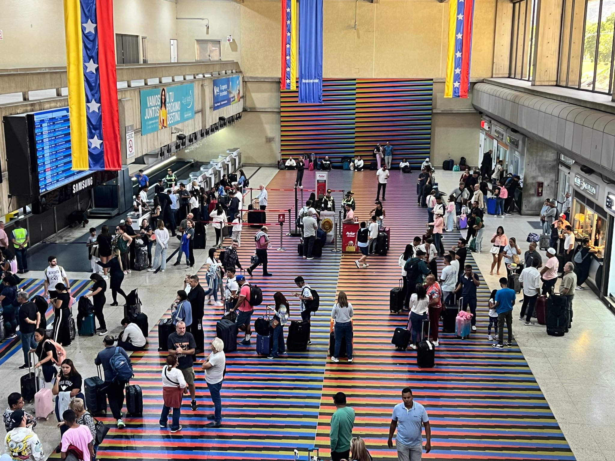 Aeropuerto de Maiquetía mantiene operatividad al 100 %