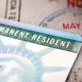 Inmigrantes indocumentados ahora podrán solicitar Green Card