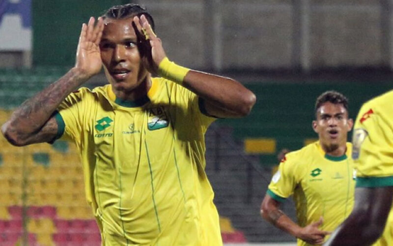 Andrés Ponce anotó un golazo en su debut con Atlético Bucaramanga