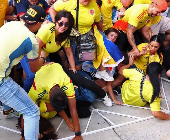 Caos en el Hard Rock Stadium retrasa el inicio de la final de Copa América 2024