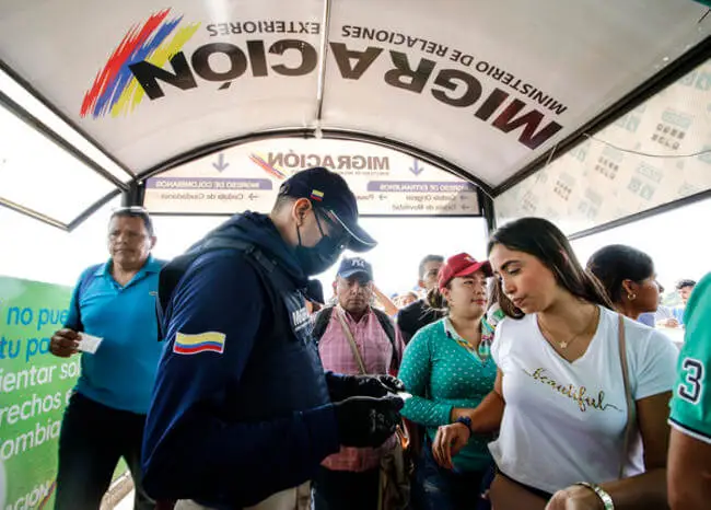 Más de 5 mil 200 venezolanos viajaron en la última semana desde Colombia previo a las presidenciales